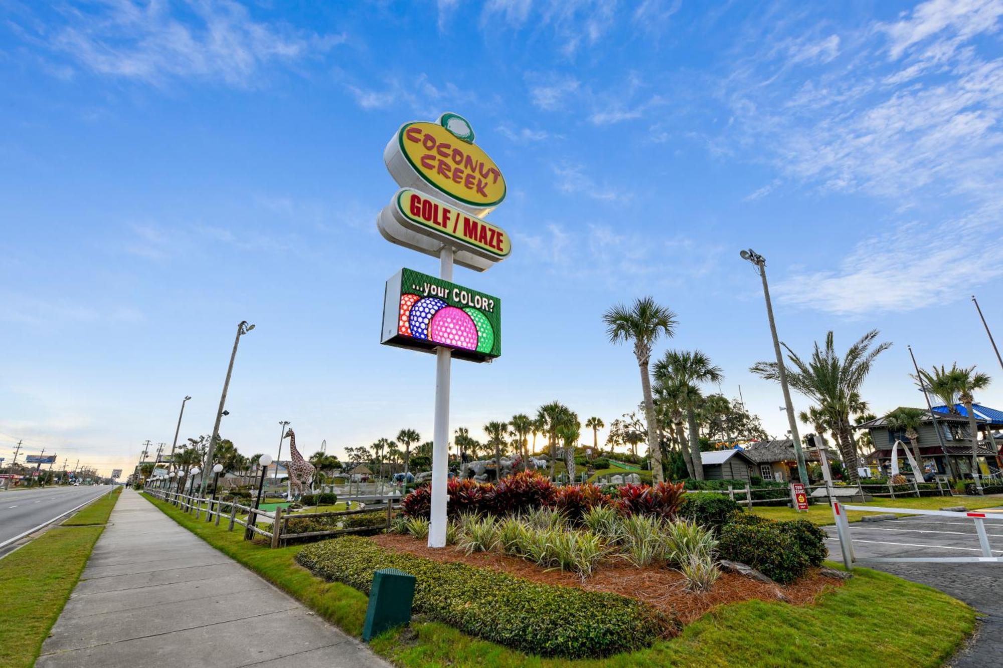 Calypso Resort And Towers #602-E By Book That Condo Panama City Beach Exterior photo